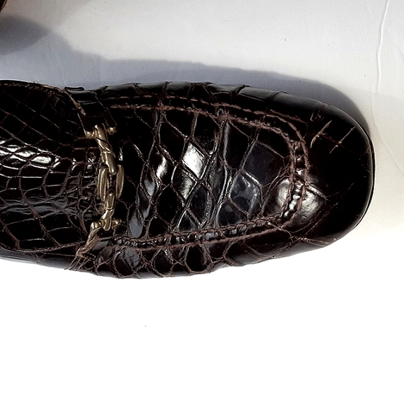 Genuine Hand Made Alligator Men's Shoes - Picture 3 of 8